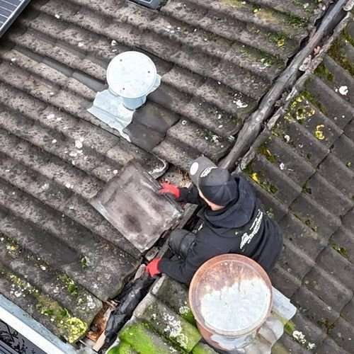 Een dakrenovatie bij oud pannendak in Puttershoek